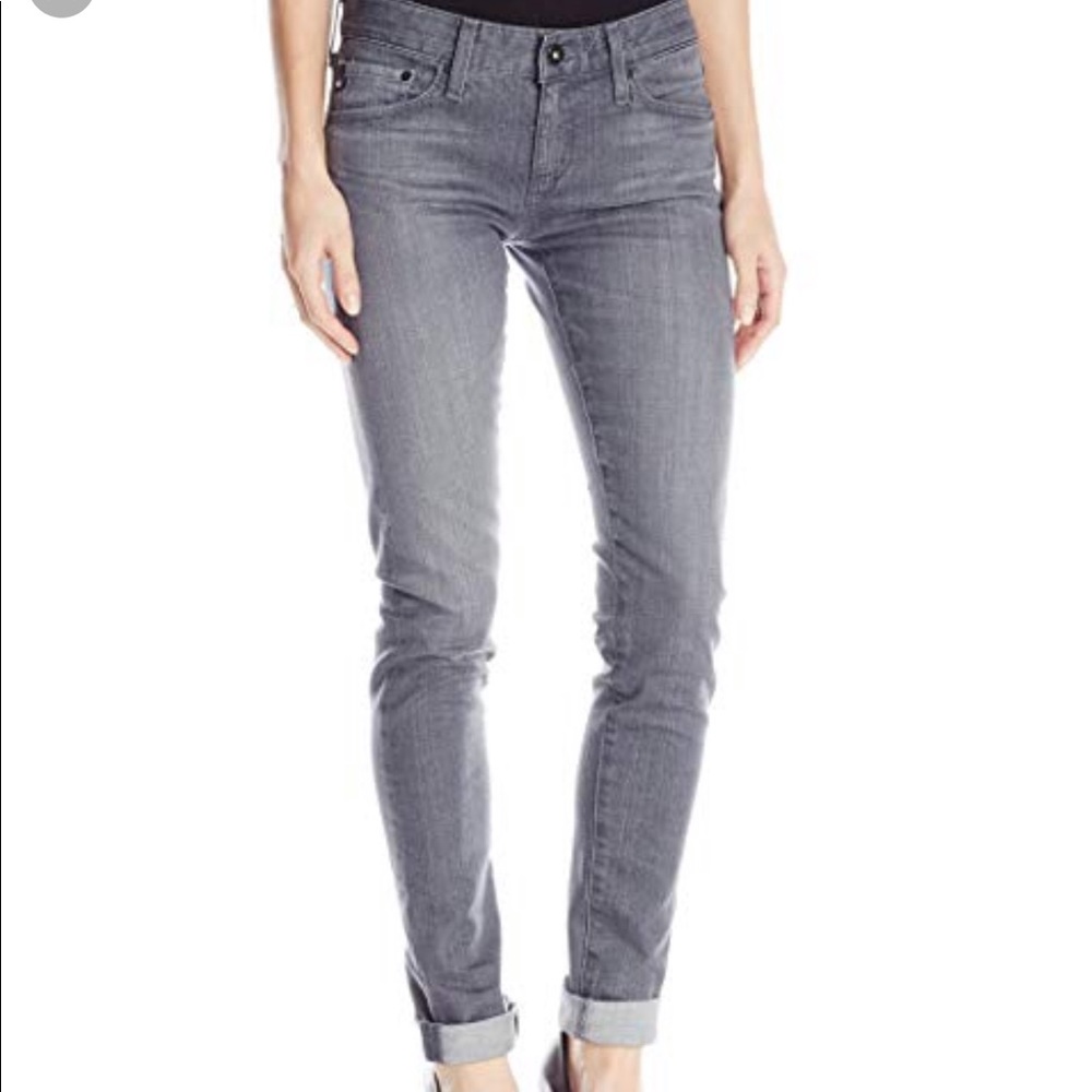 NWT AG grey jeans - relaxed skinny